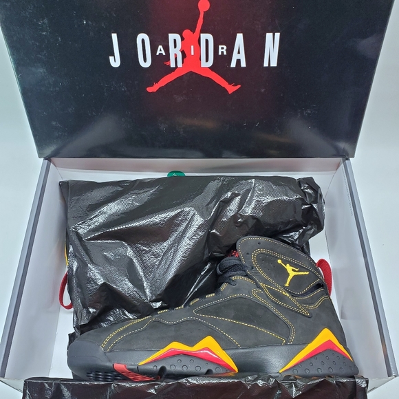 Air Jordan Retro 7 - Picture 2 of 9